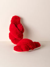 Load image into Gallery viewer, Fuzzy Red Slippers
